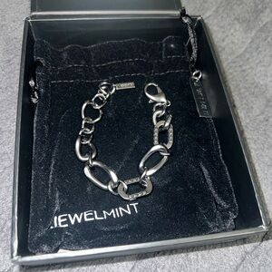 Jewelmint Cinema Chic Bracelet